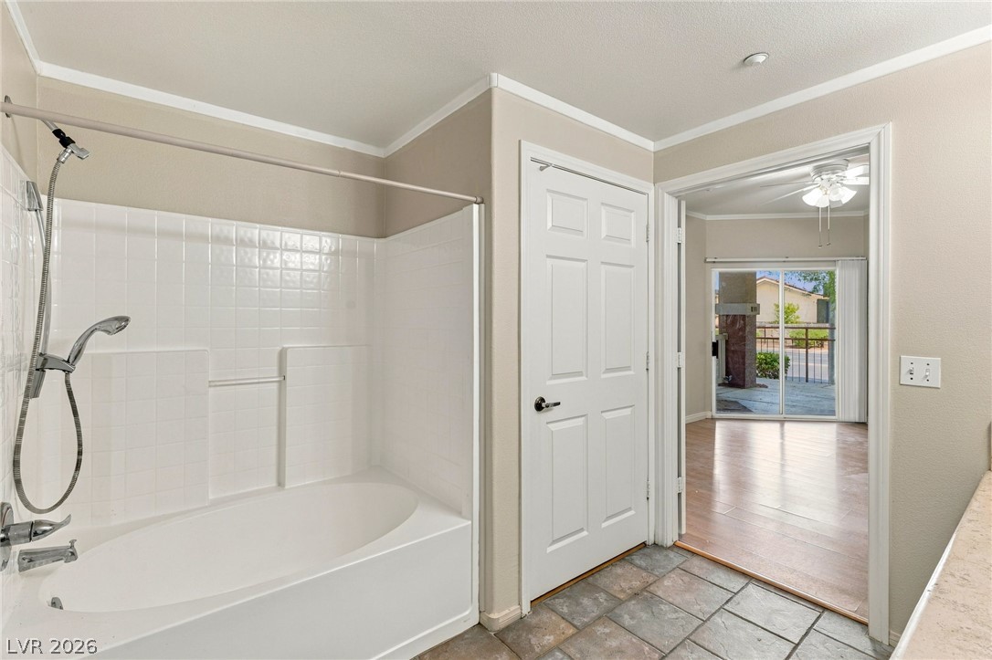 Photo 26 of 40, 5855 Valley Drive #1080