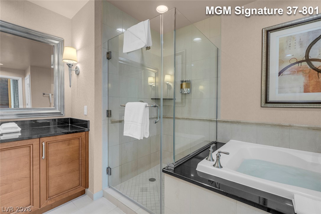 Photo 28 of 92, 125 E Harmon Avenue #3701&3703