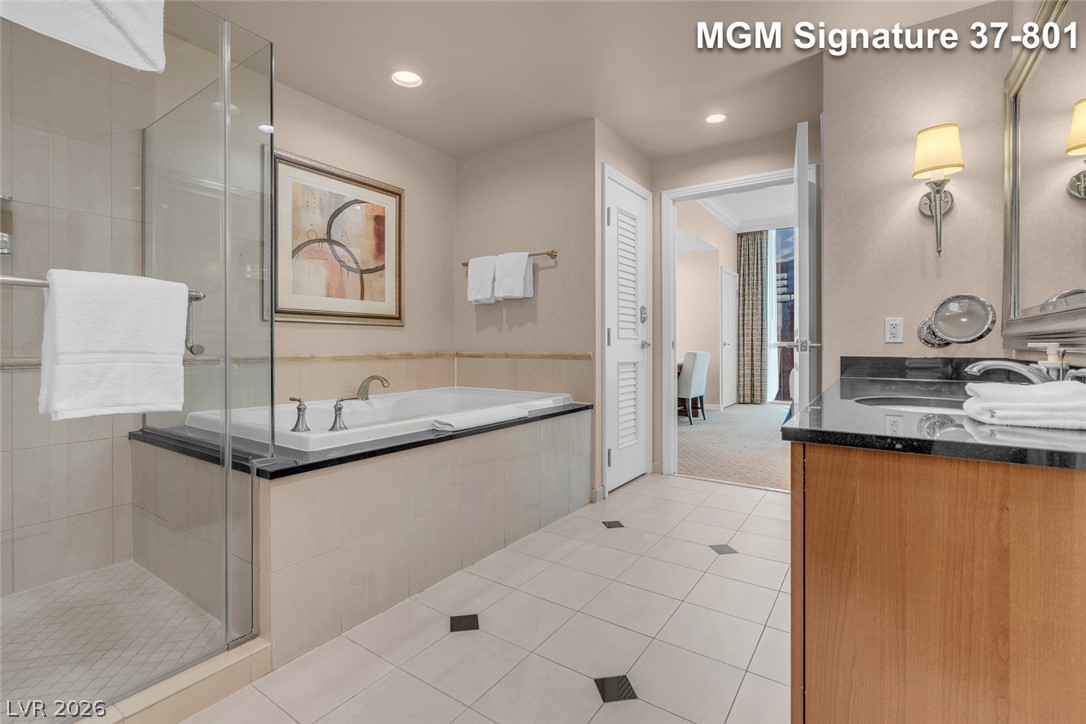 Photo 29 of 92, 125 E Harmon Avenue #3701&3703