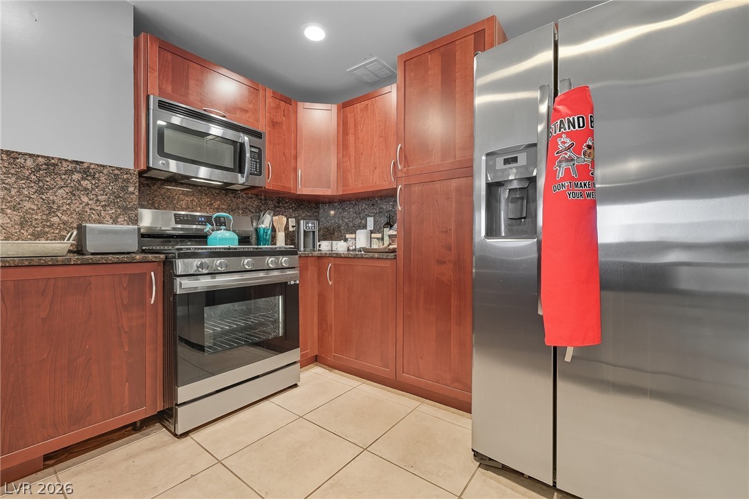 150 LAS VEGAS BLVD N #1114, Las Vegas 89101