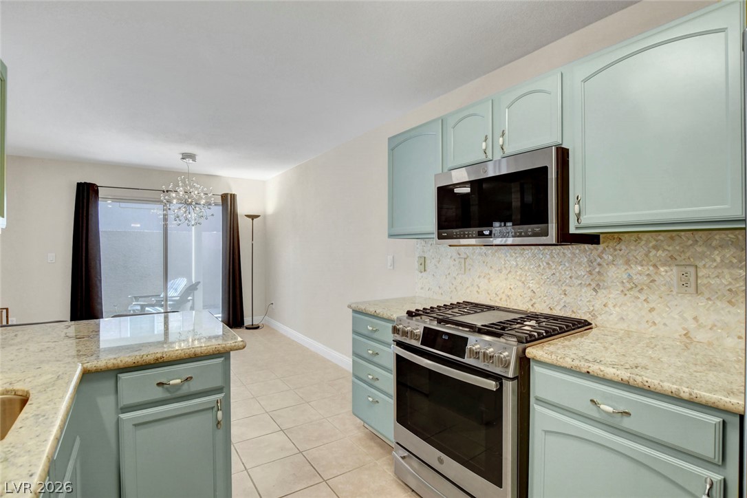 Photo 11 of 37, 504 Chestnut View Place