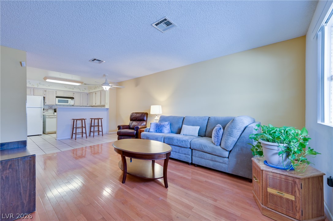 2032 Bavington Drive #B, Las Vegas