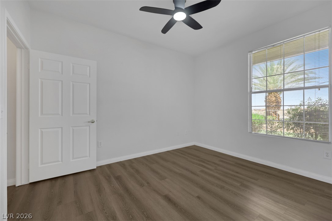 Photo 13 of 21, 231 W Horizon Ridge Parkway #316