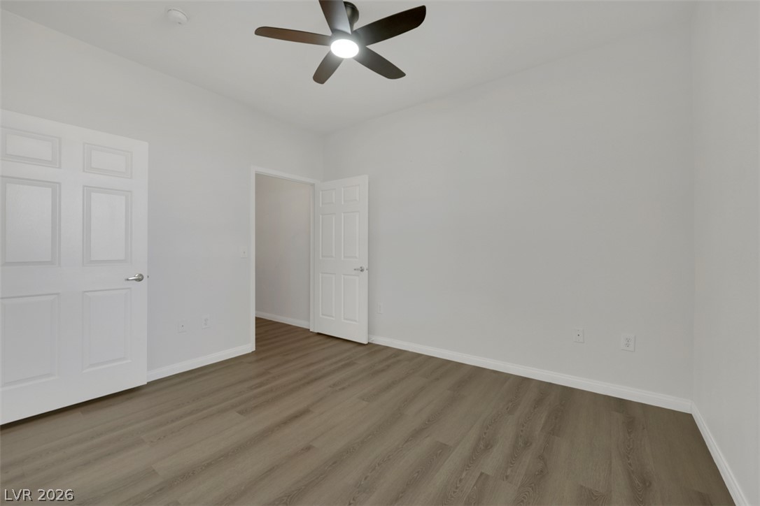 Photo 16 of 21, 231 W Horizon Ridge Parkway #316