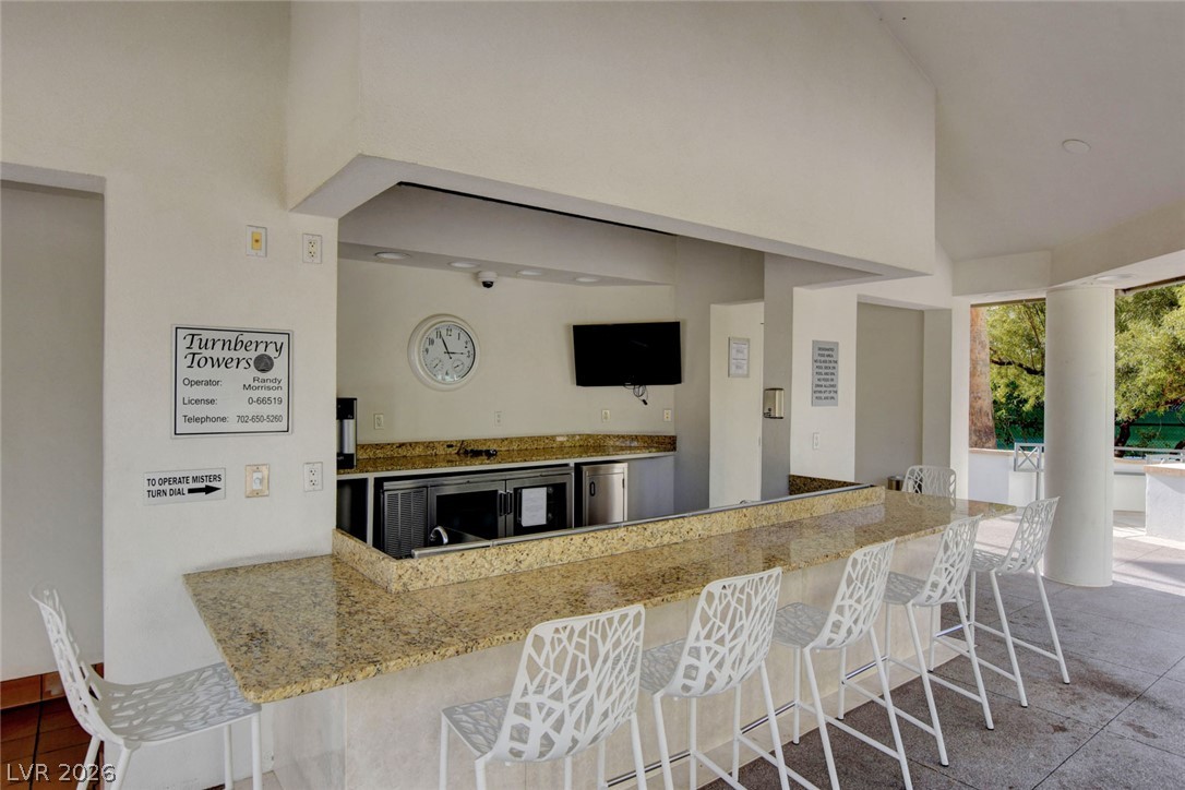 Photo 10 of 66, 322 Karen Avenue #2301