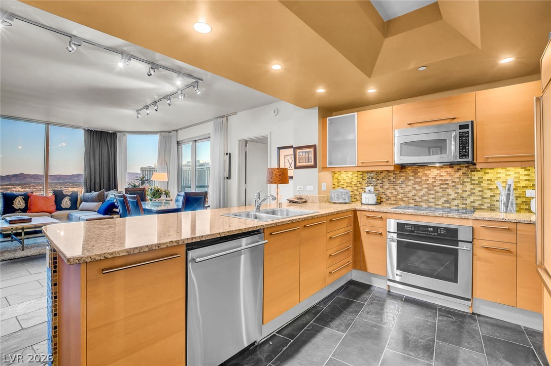 Photo 43 of 66, 322 Karen Avenue #2301