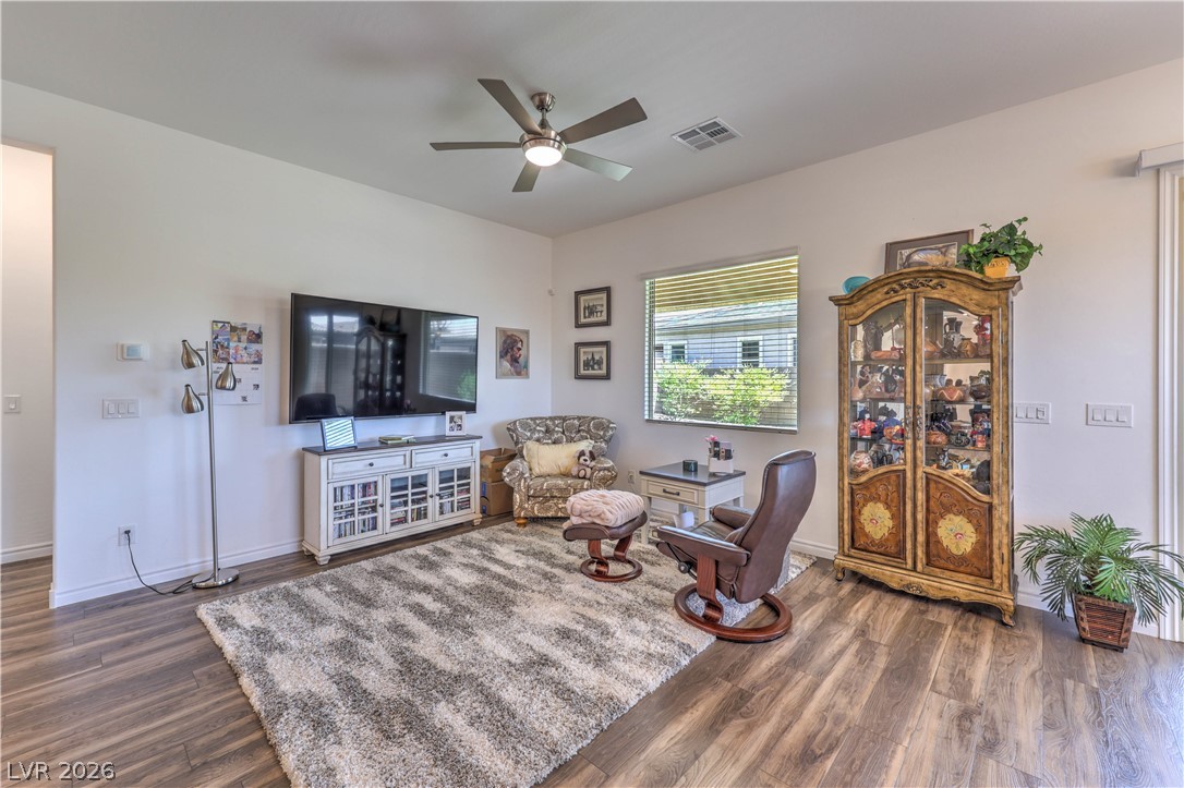 Photo 6 of 30, 469 Sunland Springs Court