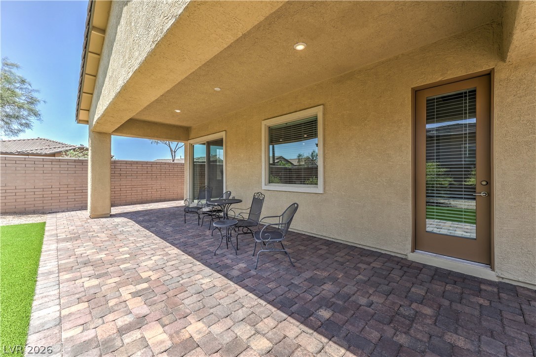 Photo 25 of 30, 469 Sunland Springs Court