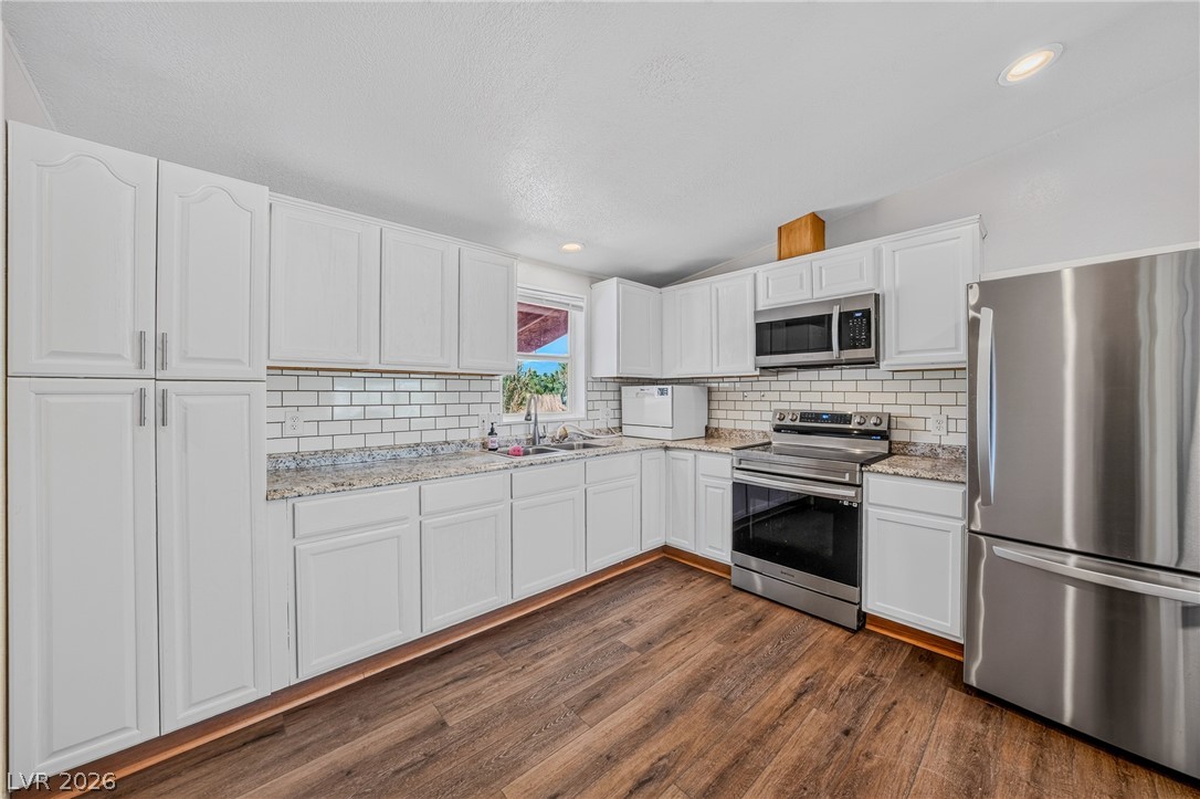 Photo 20 of 43, 1310 Black Street