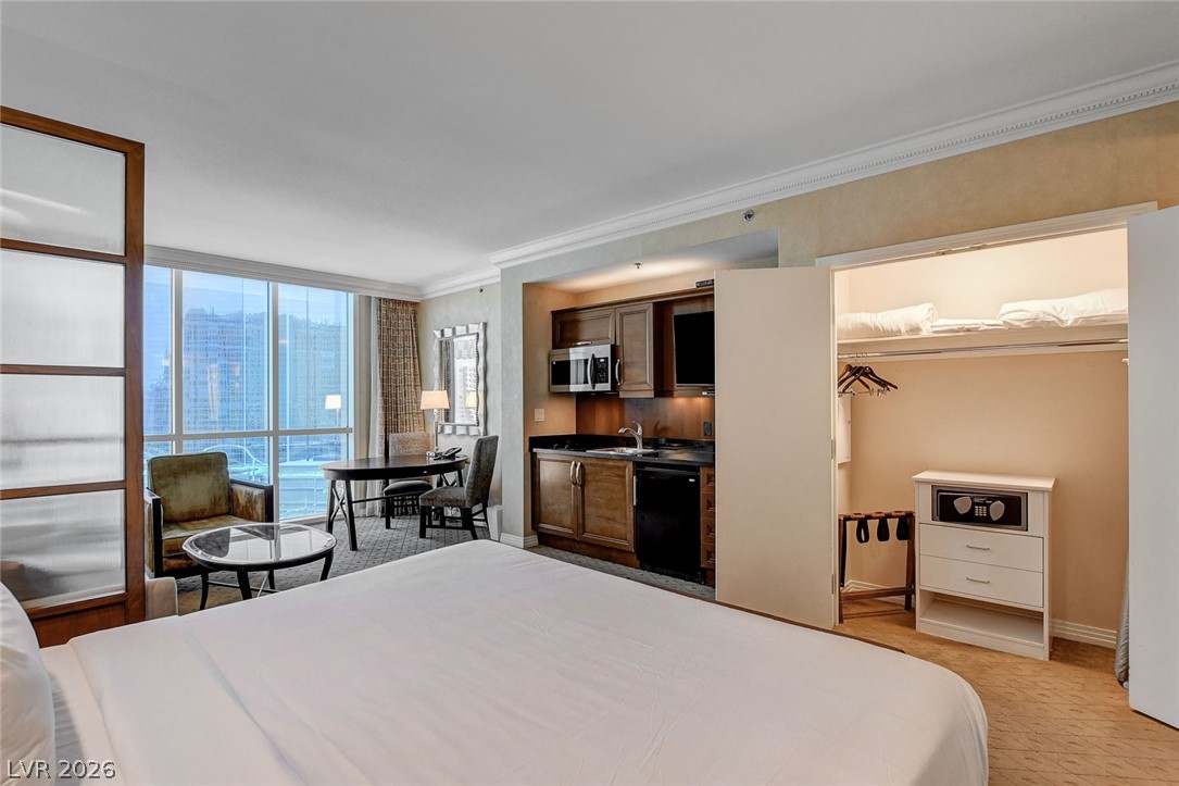 Photo 5 of 145 E Harmon Avenue #1419