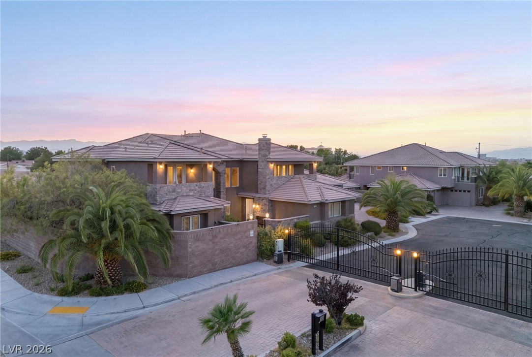 206 E Levi Avenue, Las Vegas 89183