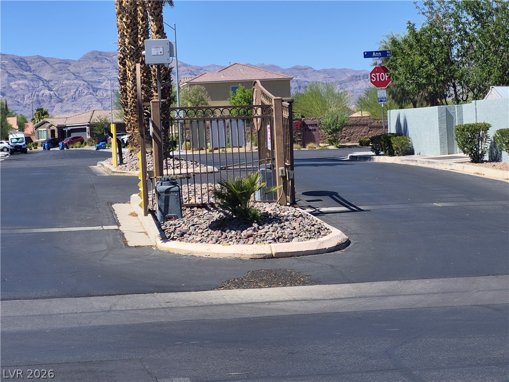 Photo 6 of 7, 705 W Alecandro Daniel Avenue