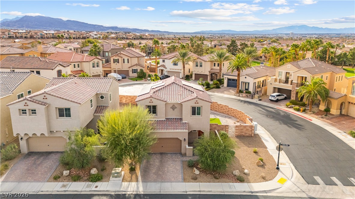 Photo 31 of 47, 1548 Olivia Parkway