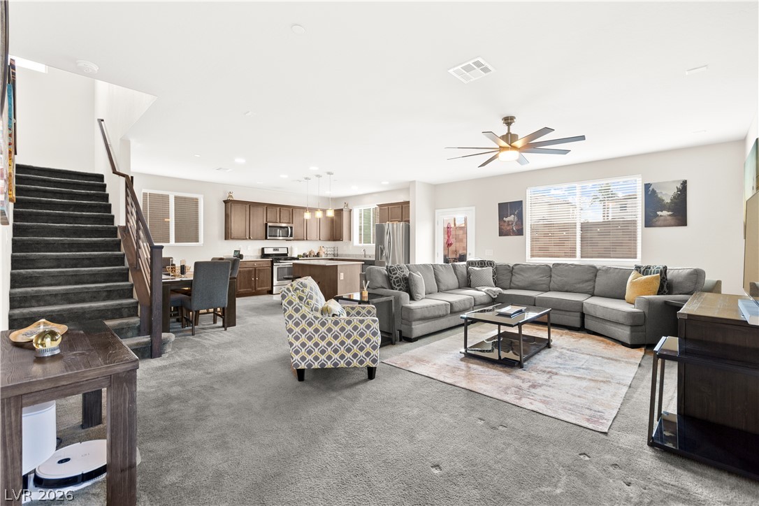 Photo 6 of 47, 1548 Olivia Parkway