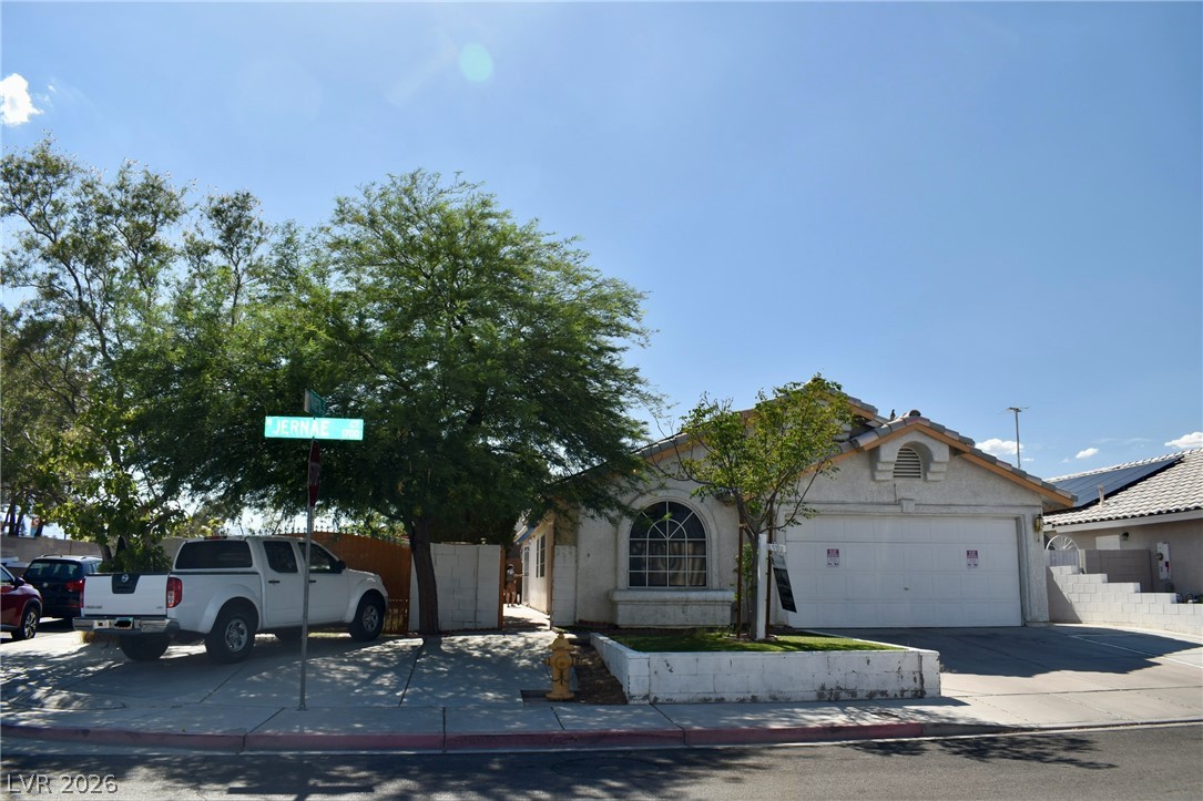 1701 Jernae Court, Las Vegas 89108