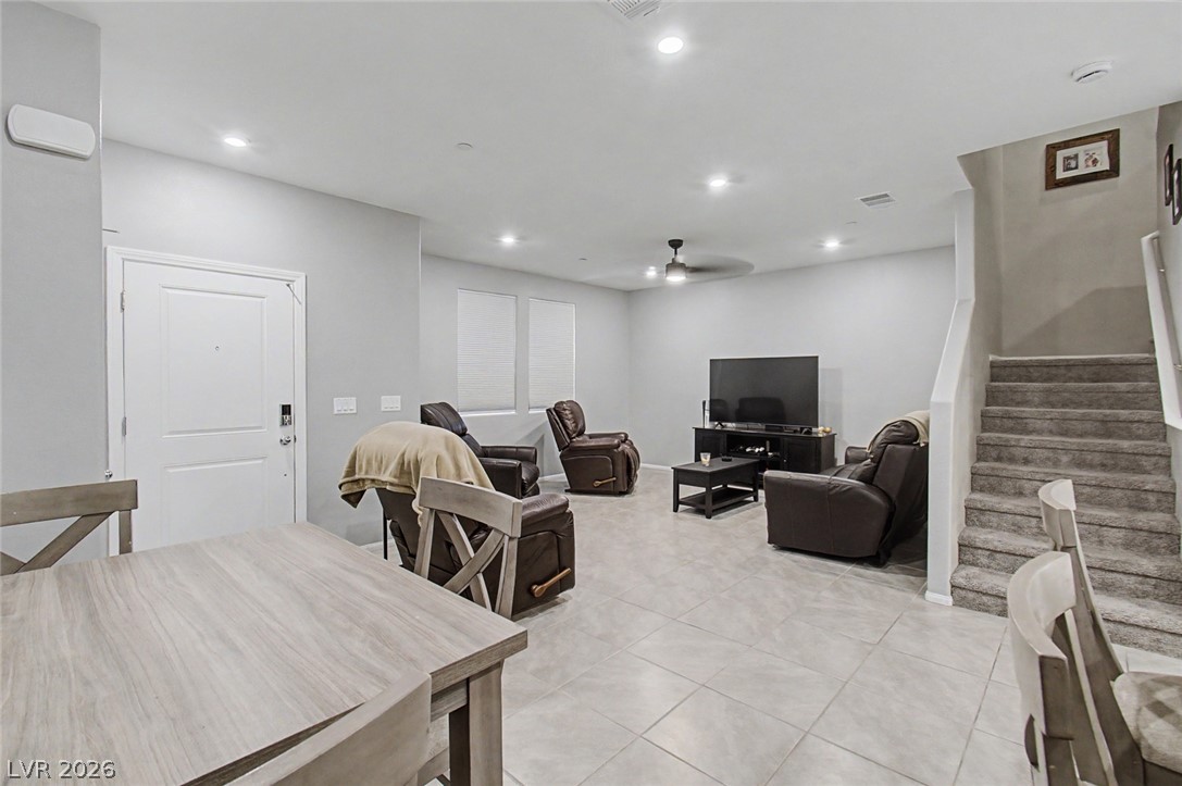 Photo 4 of 6740 Nimbus Avenue
