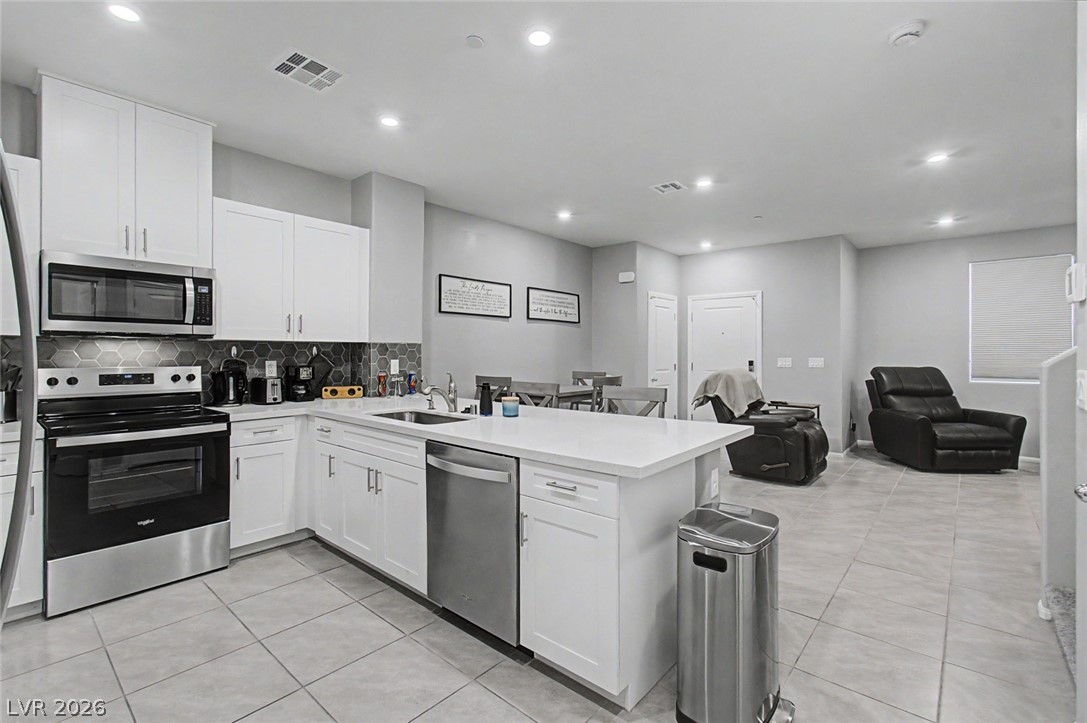 Photo 6 of 21, 6740 Nimbus Avenue