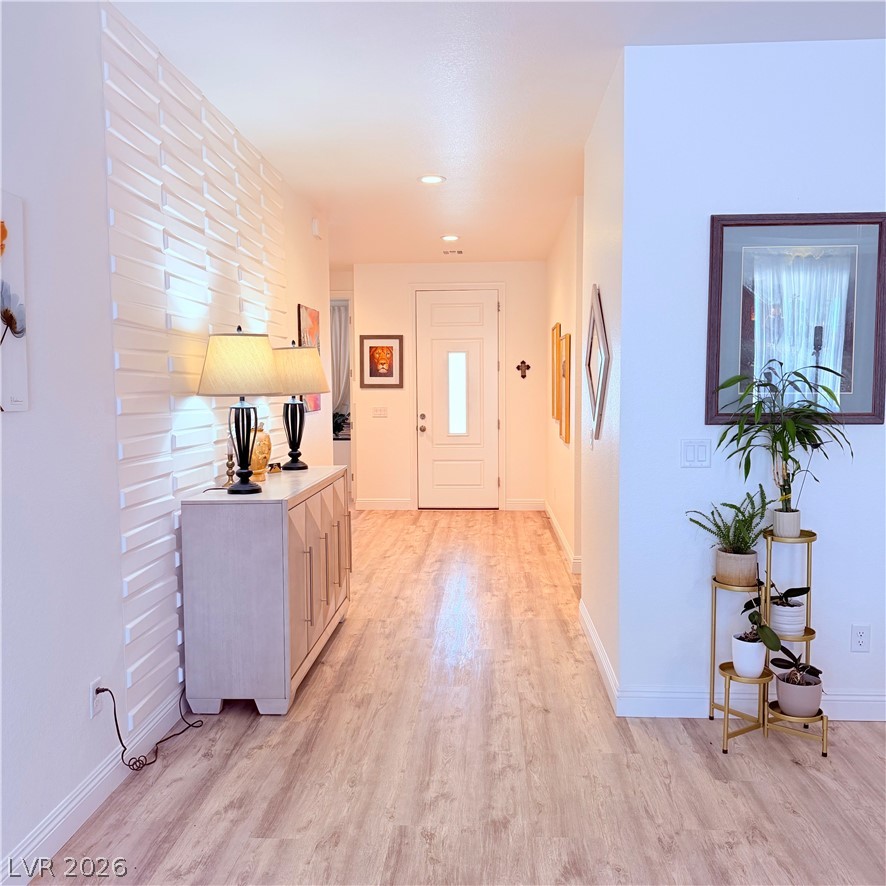 Photo 9 of 29, 4670 Stonebridge Court