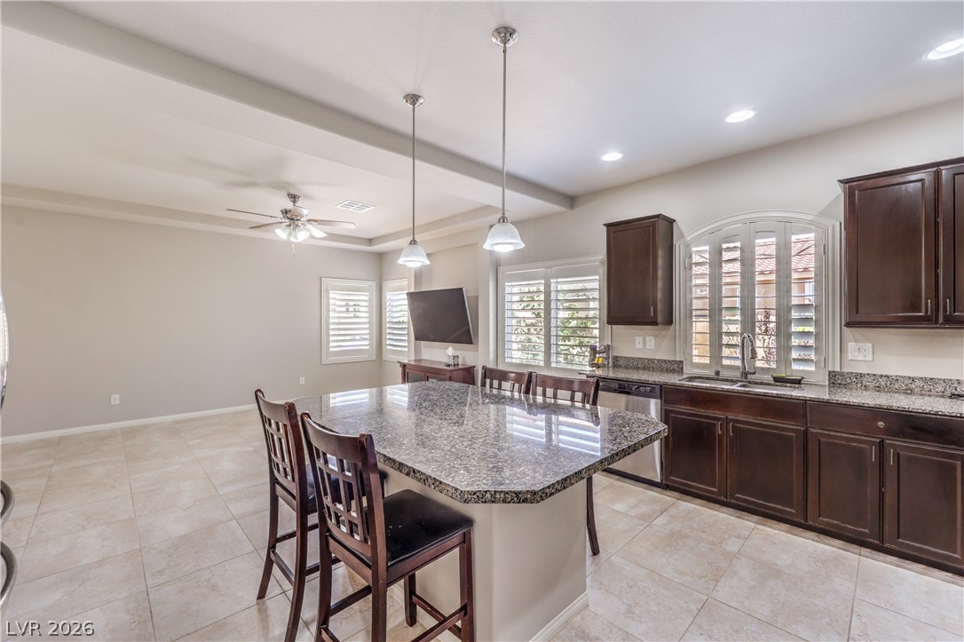 Photo 11 of 27, 6042 Crown Palms Avenue