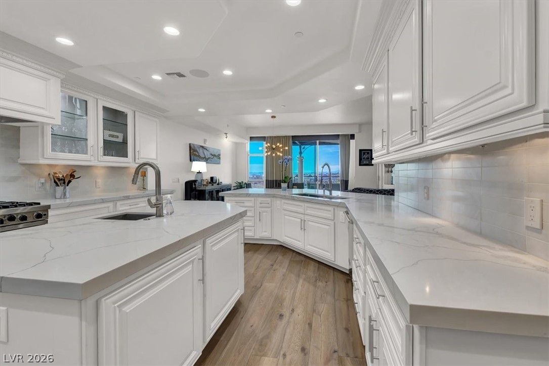 9101 Alta Drive #204, Las Vegas 89145