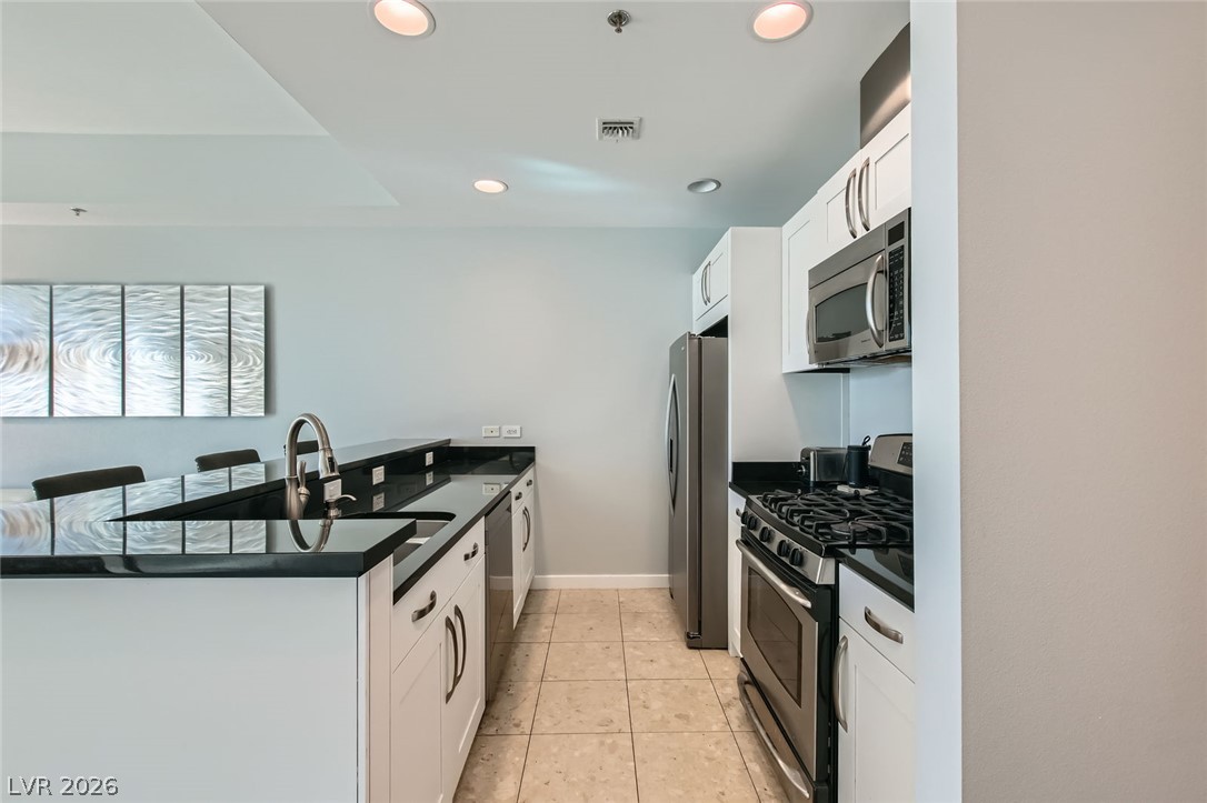 Photo 14 of 27, 4525 Dean Martin Drive #2001