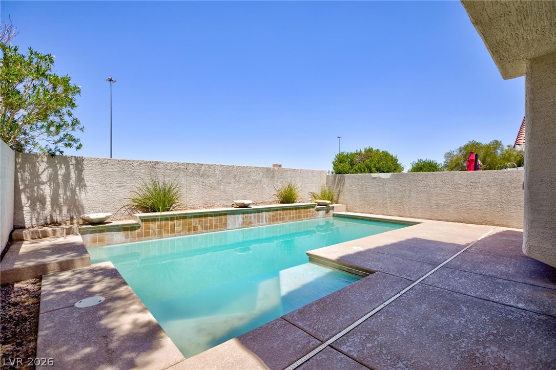 1835 Poetic Valley Circle, Henderson 89012