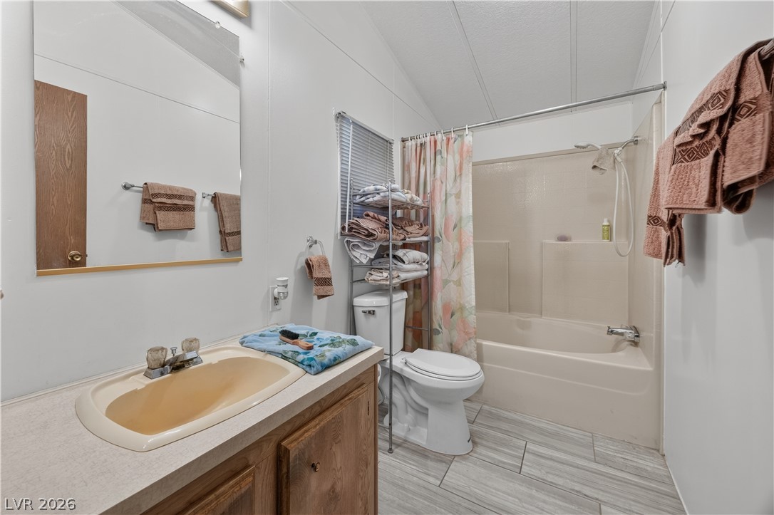 Photo 10 of 27, 3063 Comitan Lane