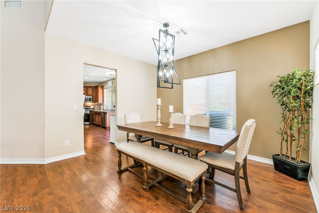 Photo 6 of 42, 309 Sierra Breeze Avenue