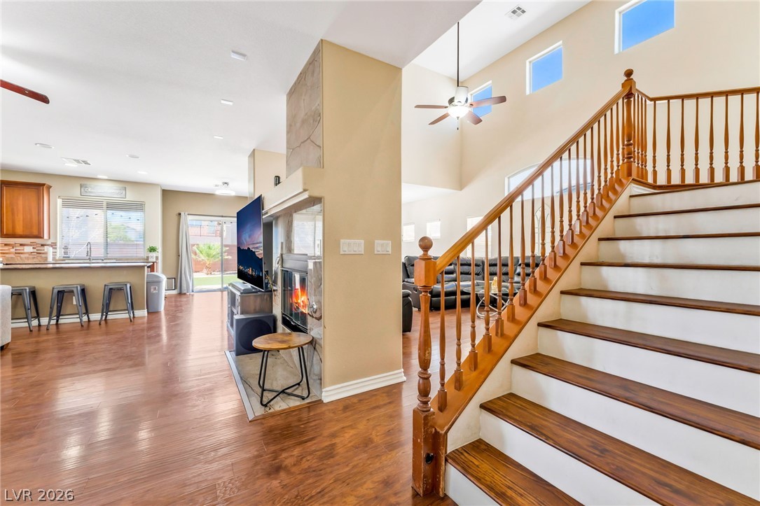 Photo 13 of 42, 309 Sierra Breeze Avenue