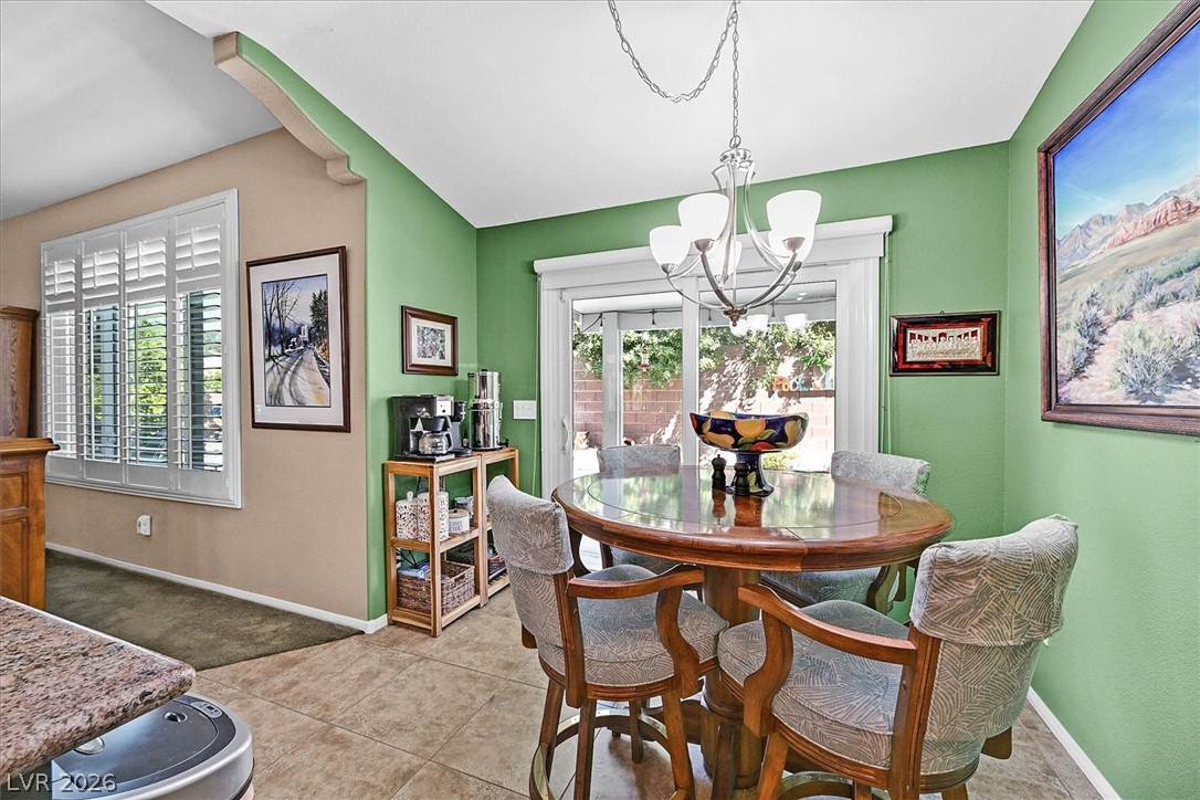 Photo 11 of 25, 2549 Misty Olive Avenue