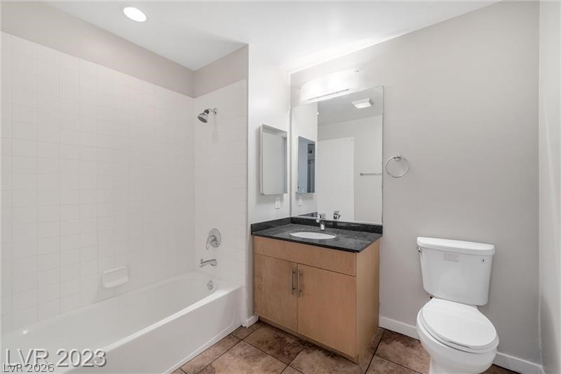 Photo 20 of 33, 353 E Bonneville Avenue #375