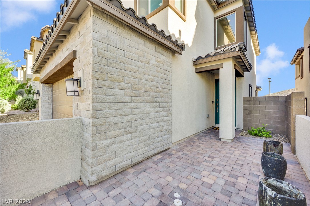 Photo 3 of 11572 Desert Hollow Avenue