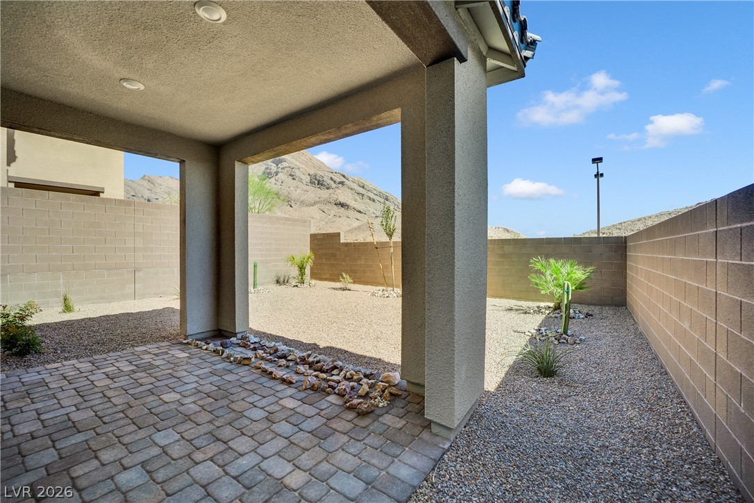 Photo 27 of 38, 11572 Desert Hollow Avenue