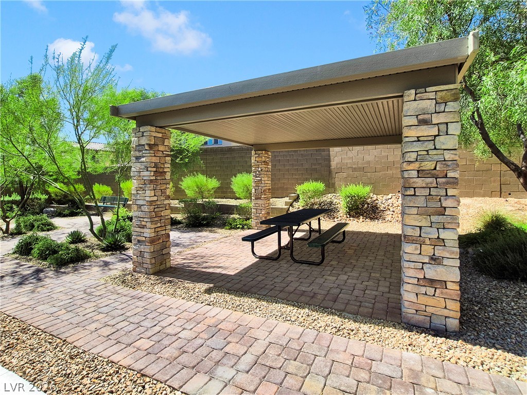 Photo 35 of 38, 11572 Desert Hollow Avenue