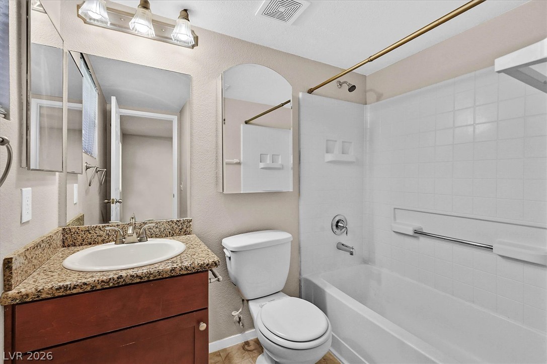 Photo 16 of 25, 2750 S Durango Drive #1038