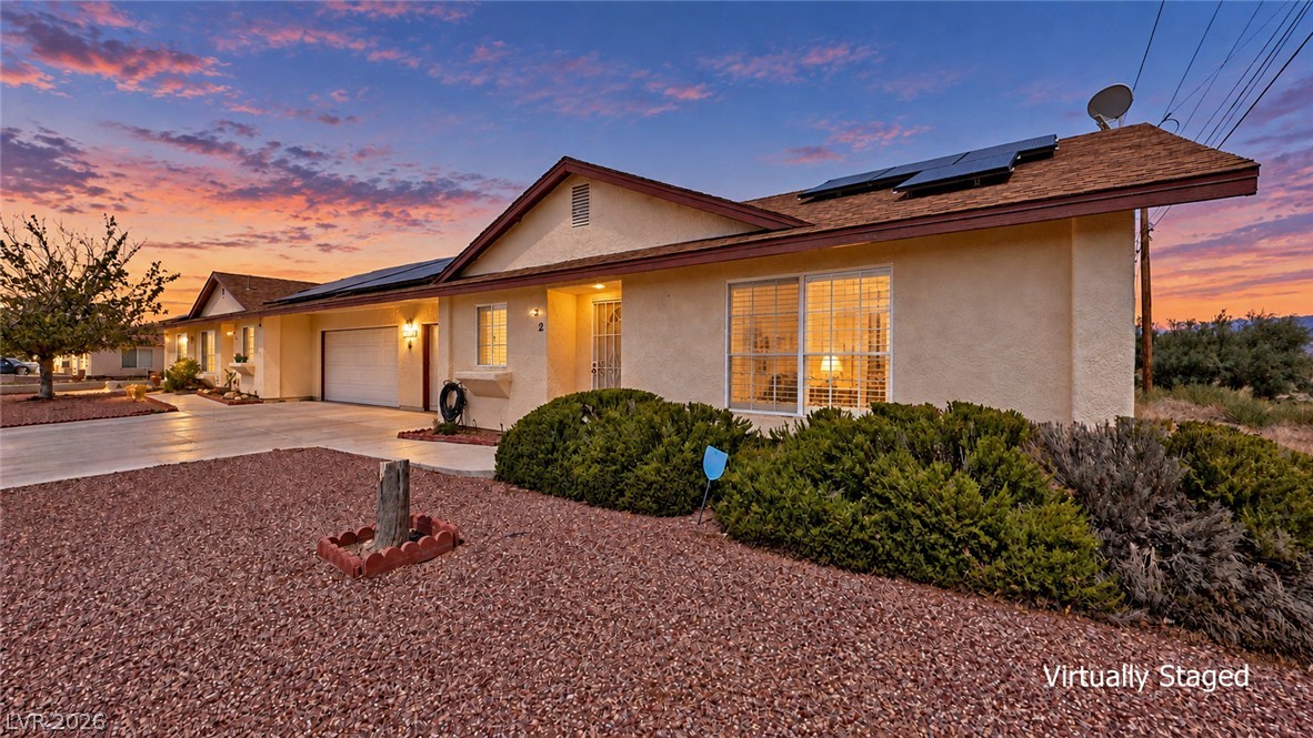 Photo 4 of 1170 E Calvada Boulevard