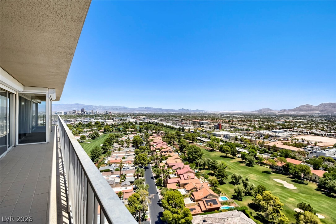 Photo 8 of 14, 3111 Bel Air Drive #25B