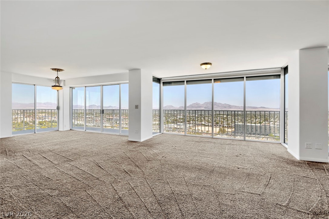 Photo 11 of 14, 3111 Bel Air Drive #25B