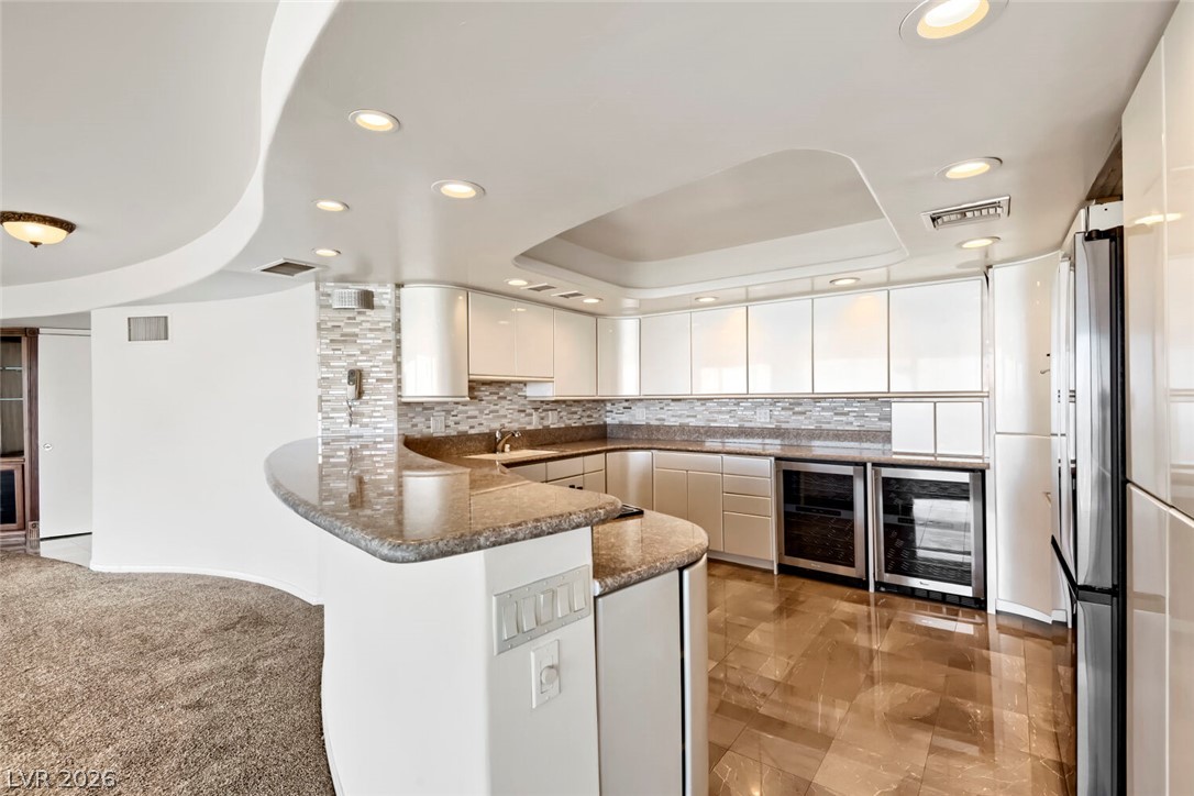 Photo 12 of 14, 3111 Bel Air Drive #25B