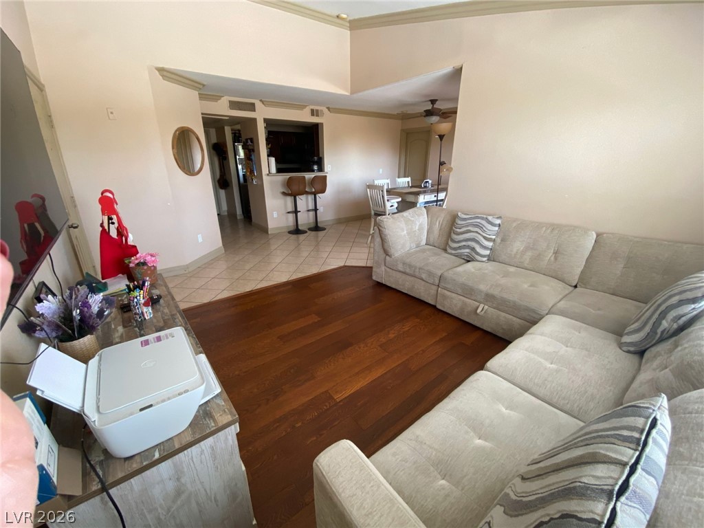 Photo 7 of 22, 1150 N Buffalo Drive #2062