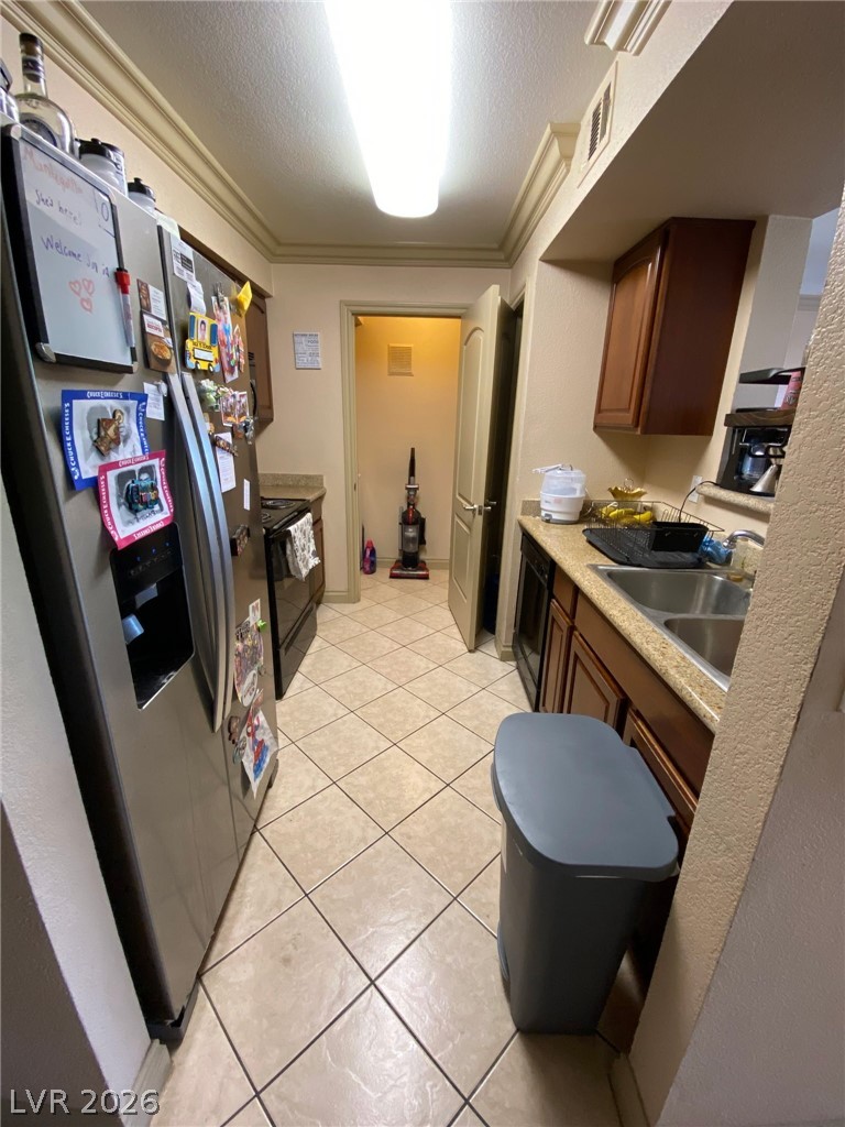 Photo 11 of 22, 1150 N Buffalo Drive #2062