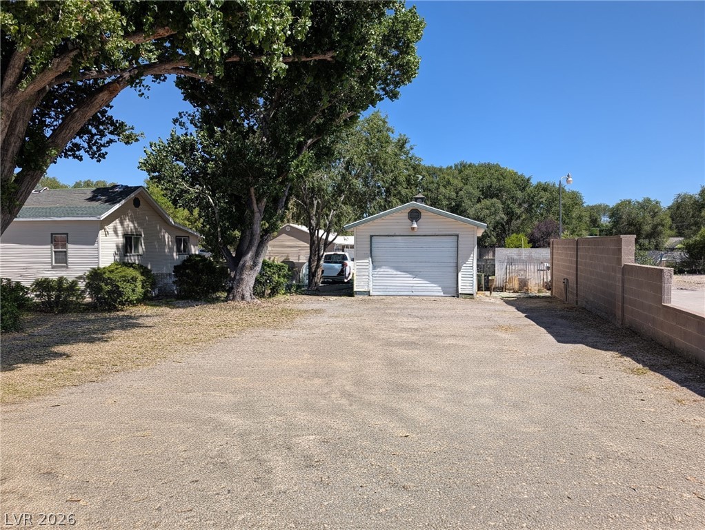 Photo 4 of 997 Phillips Street