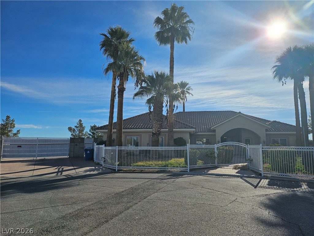 209 Irvin Avenue, Las Vegas 89183