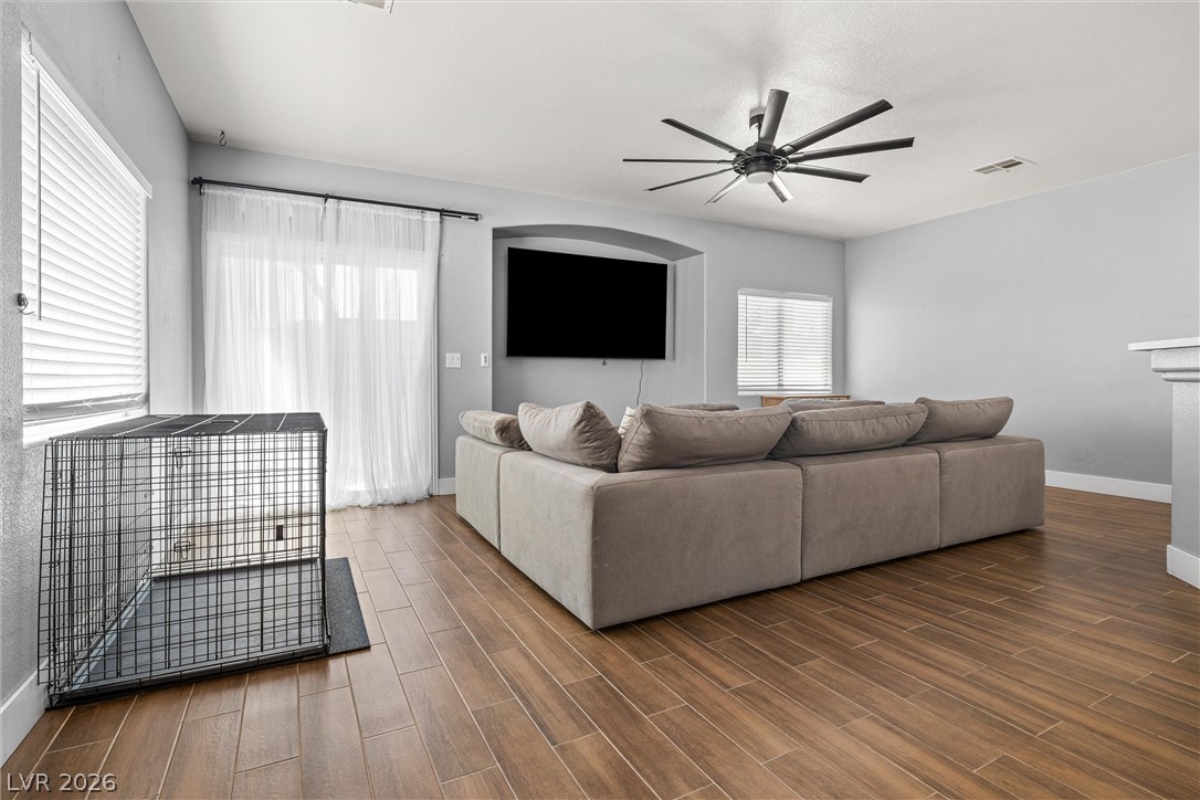 Photo 23 of 31, 5535 Baccarat Avenue #103