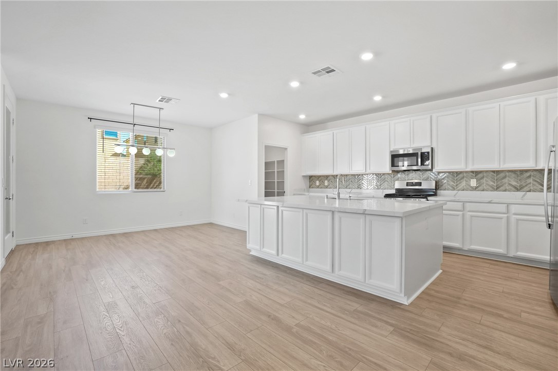 Photo 5 of 1118 Junipine Avenue