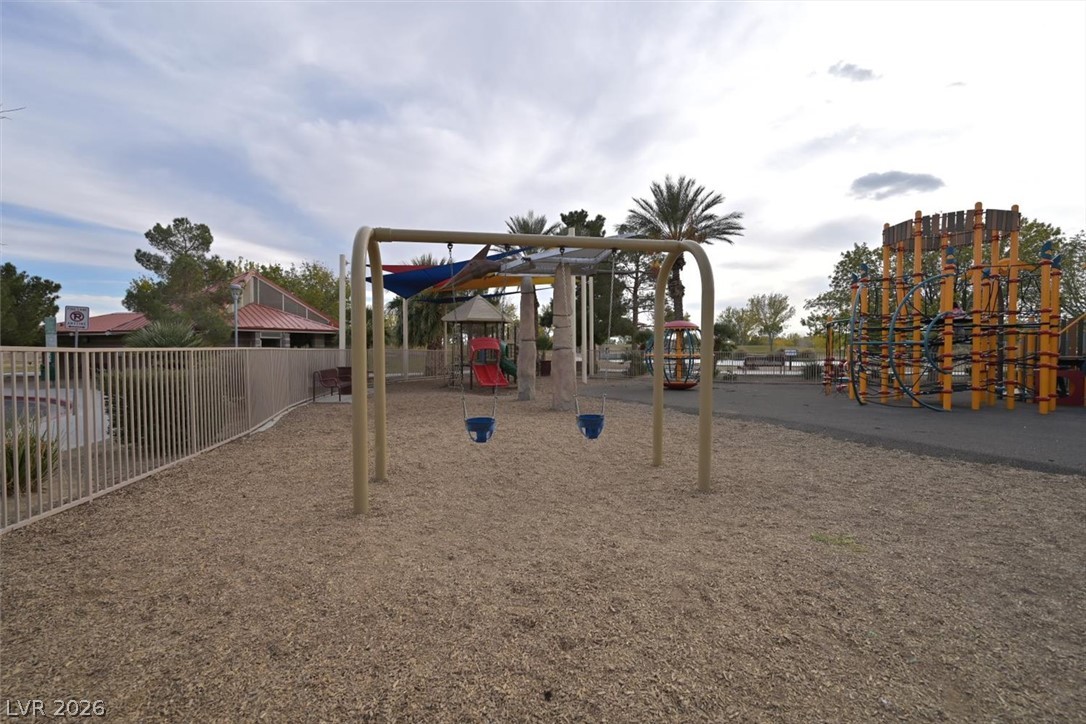 Photo 37 of 42, 728 Emerson Creek Court