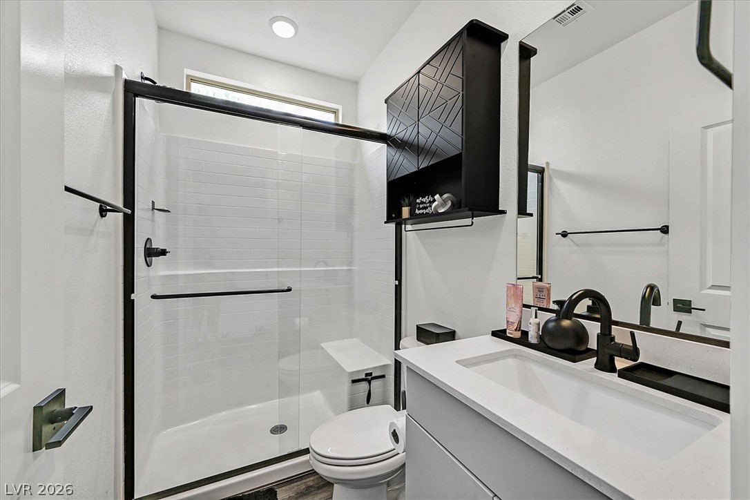 Photo 22 of 42, 728 Emerson Creek Court
