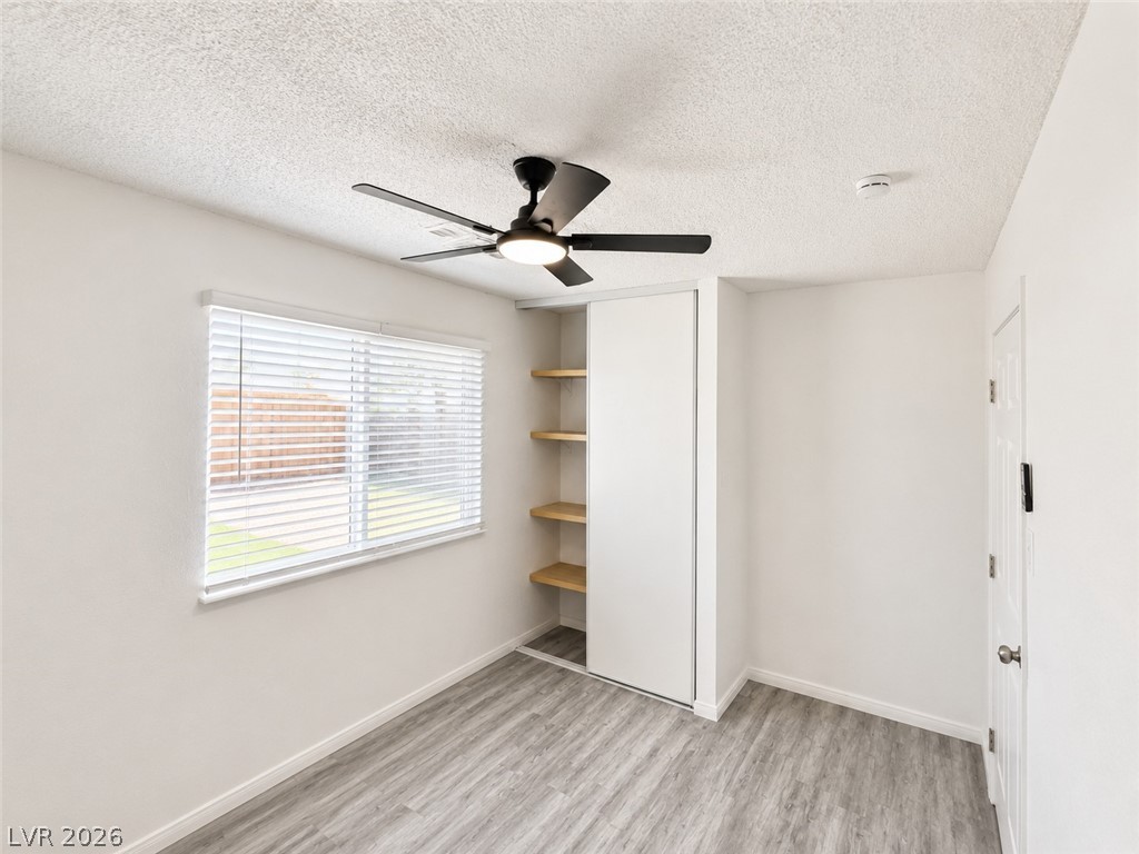 Photo 8 of 10, 2716 Spear Street