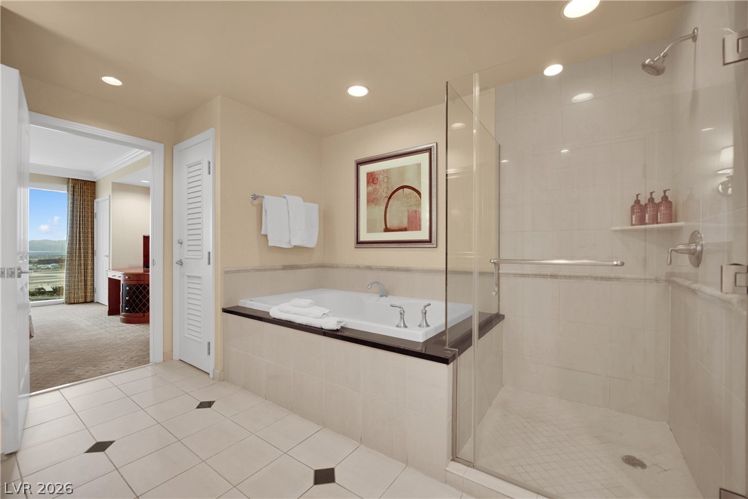 Photo 3 of 135 E Harmon Avenue #2814