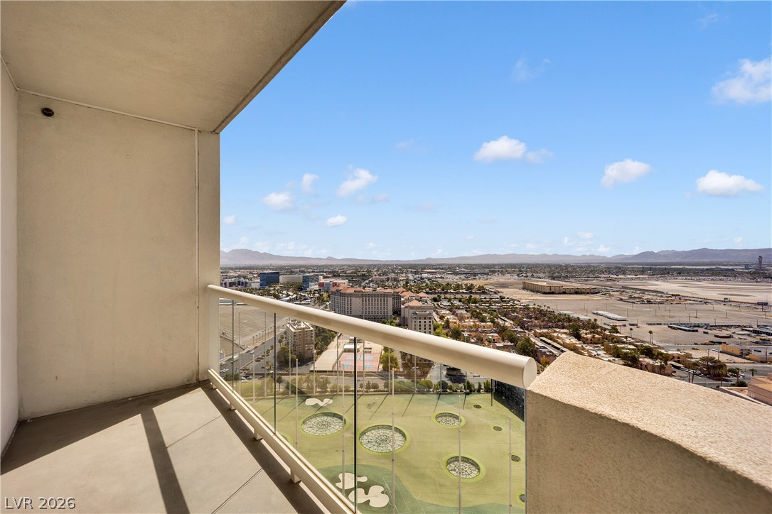Photo 6 of 57, 135 E Harmon Avenue #2814